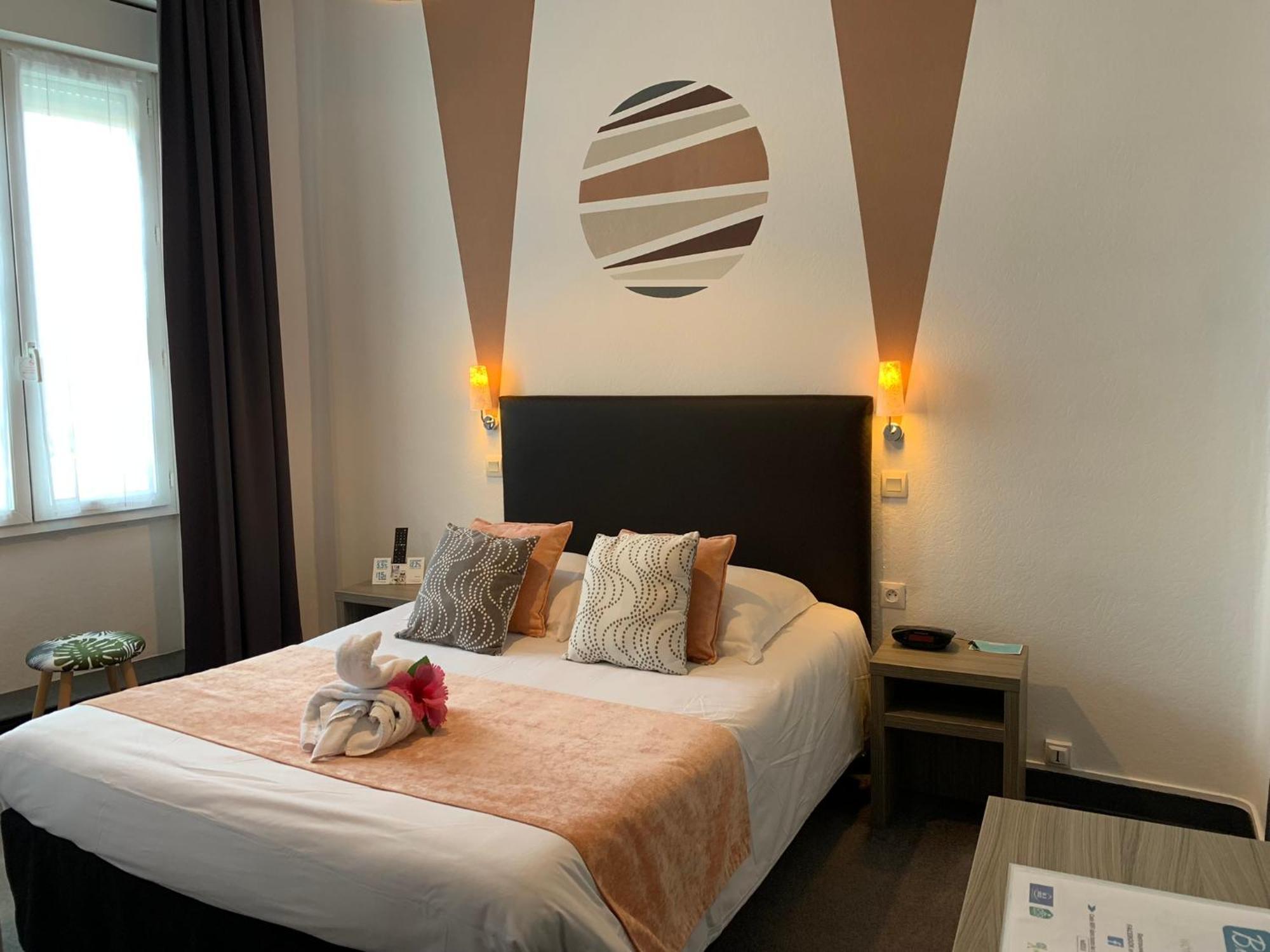 Hotel De France Citotel Рошвор Екстериор снимка