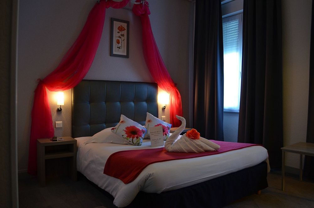 Hotel De France Citotel Рошвор Екстериор снимка